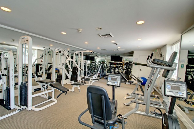 430 North Oakhurst Drive  #302